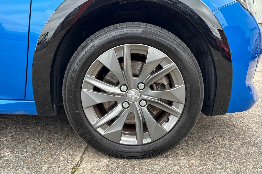 Peugeot e-208 50Kwh Allure Premium 7Kw Charger Blue #6