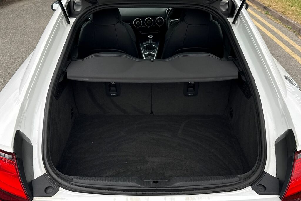 Audi TT 1.8 Tfsi Black Edition Euro 6 Ss White #6