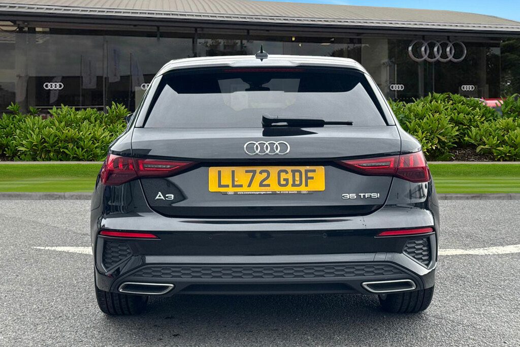 Audi A3 S Line 35 Tfsi 150 Ps S Tronic LL72GDF Black #4