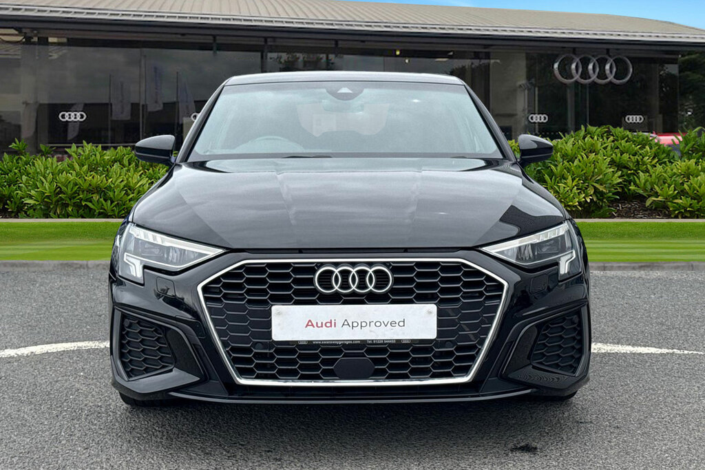 Audi A3 S Line 35 Tfsi 150 Ps S Tronic LL72GDF Black #5