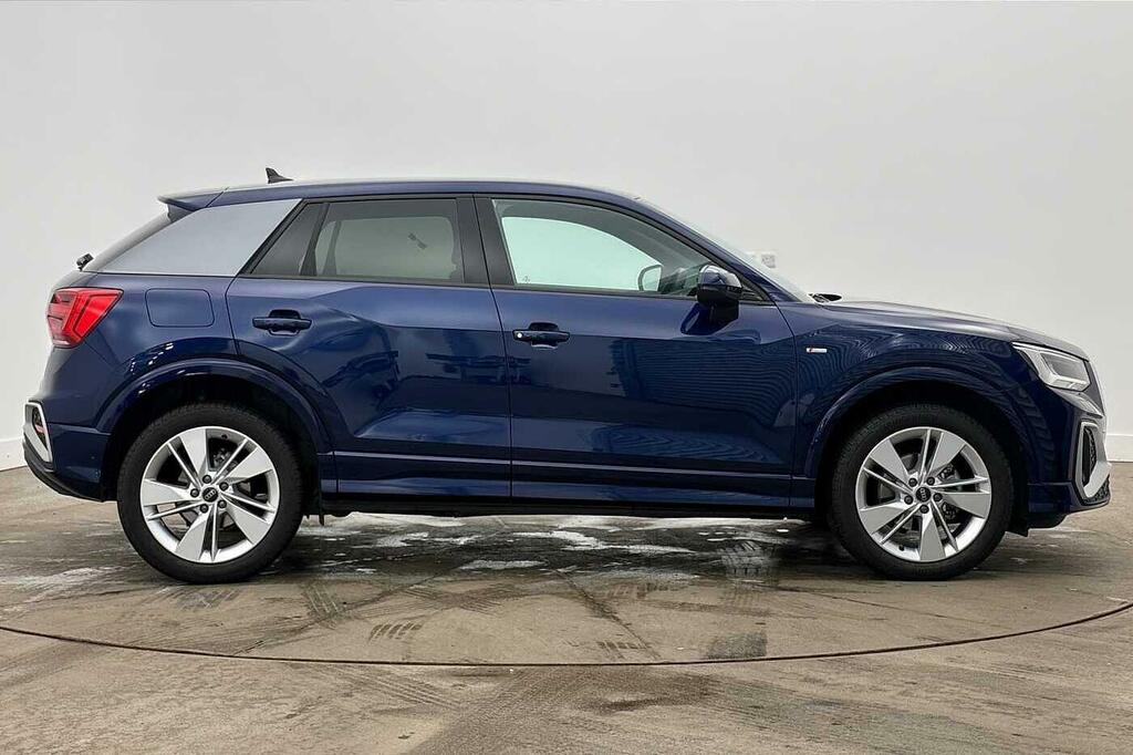 Audi Q2 S Line 35 Tfsi 150 Ps S Tronic Blue #4