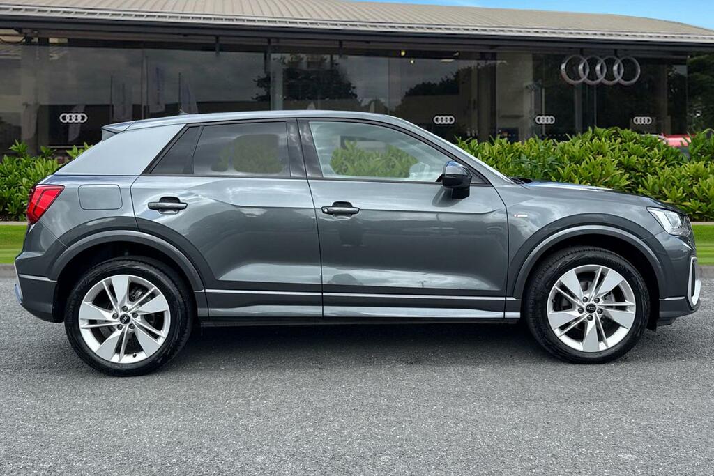 Audi Q2 S Line 35 Tfsi 150 Ps S Tronic KT25WYM Grey #3