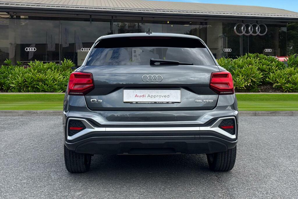 Audi Q2 S Line 35 Tfsi 150 Ps S Tronic KT25WYM Grey #4