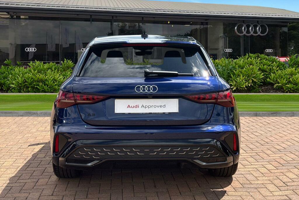 Audi A3 S Line Tfsi 150 Ps S Tronic DY75XLS Blue #4
