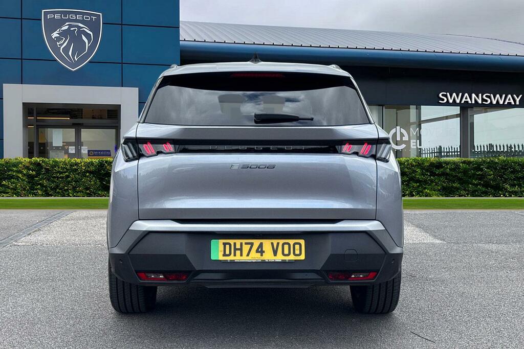 Peugeot 5008 73Kwh Allure Grey #4