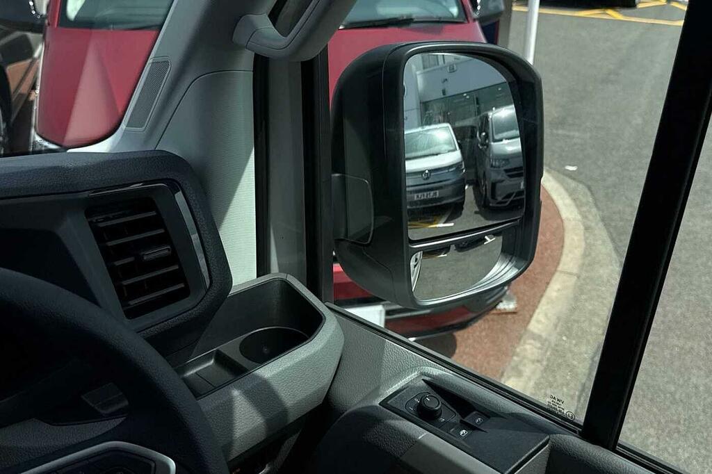 Volkswagen Crafter 2.0 Tdi 163Ps Commerce Plus High Roof-rwd White #17