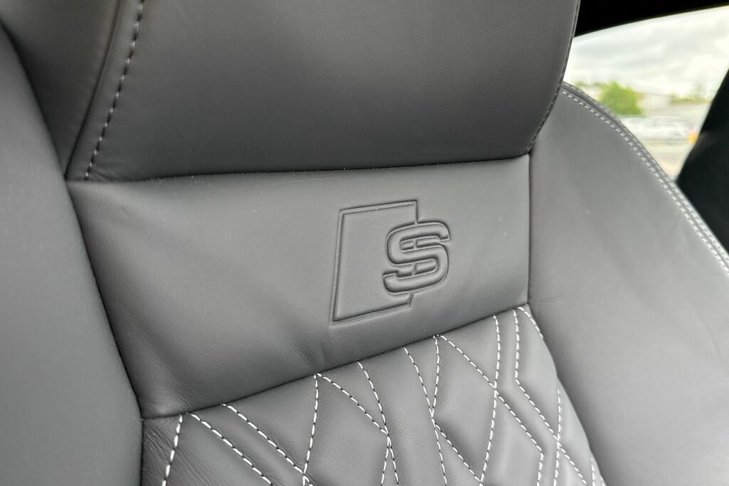 Audi S3 Tfsi Quattro S Tronic Comfortsound 310 Ps  #24