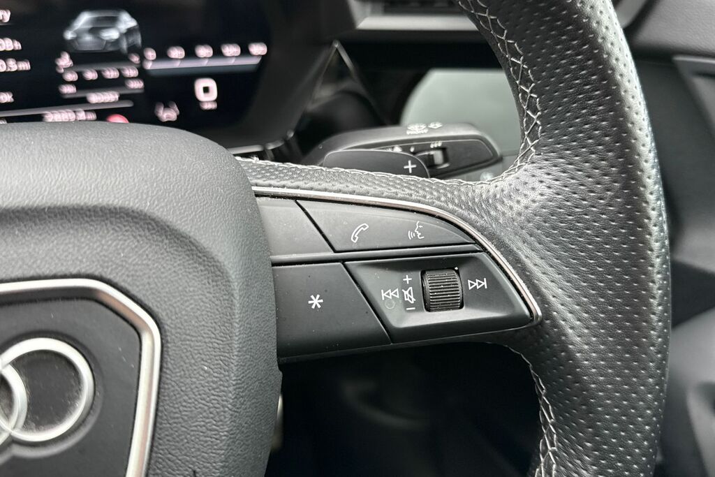 Audi S3 Tfsi Quattro S Tronic Comfortsound 310 Ps  #43
