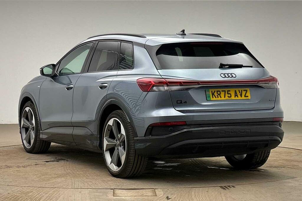 Audi Q4 E Tron Q4 Black Edition 45 E-tron Quattro 210,00 Kw Blue #2