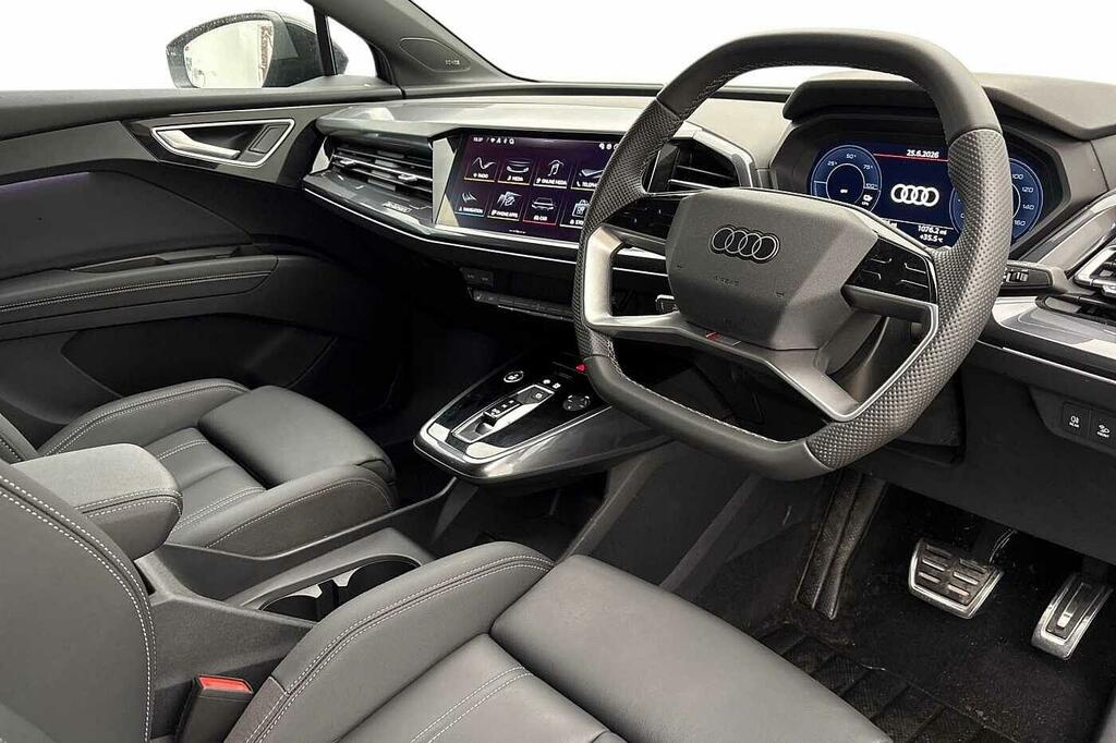 Audi Q4 E Tron Q4 Black Edition 45 E-tron Quattro 210,00 Kw Blue #5