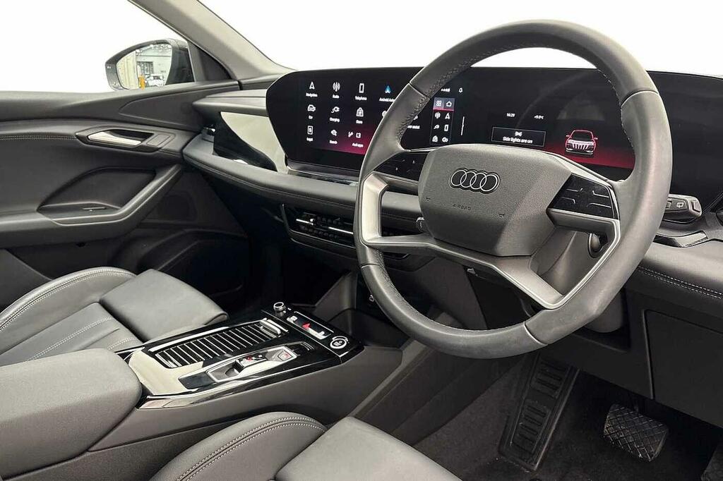 Audi Q6 E-Tron Q6 Suv Sport E-tron 185,00 Kw Black #6