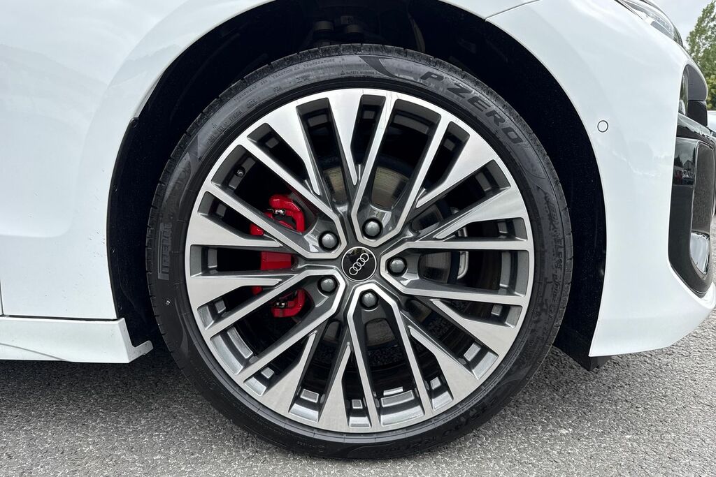 Audi A6 Edition 1 E-tron 210,00 Kw White #6