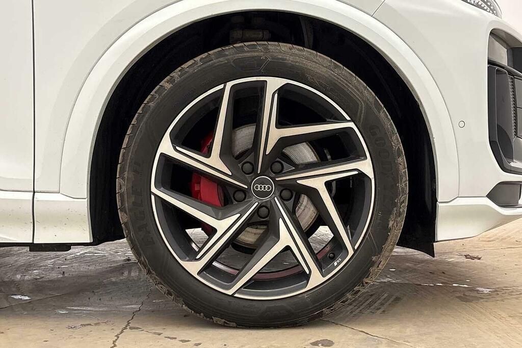 Audi Q6 E-Tron Q6 Sportback Edition 1 E-tron Performance 225,00 K White #5