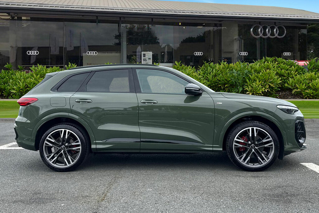 Audi Q5 Suv Edition 1 Tfsi Quattro 204 Ps S Tronic Green #3