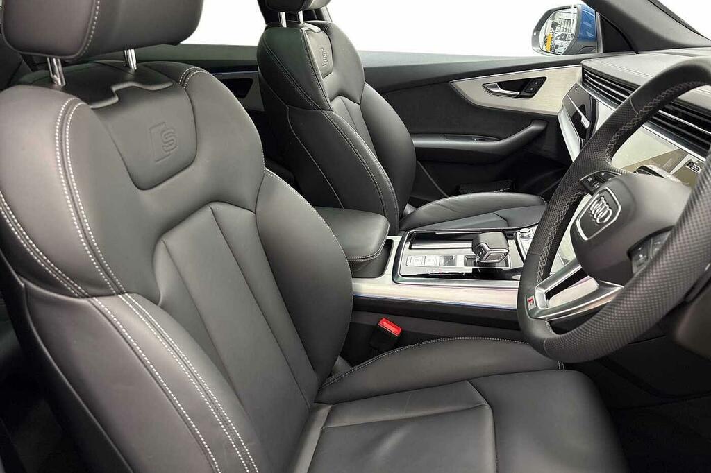 Audi Q8 2025 3.0 Tfsi V6 55 Black Edition Suv T Black #10
