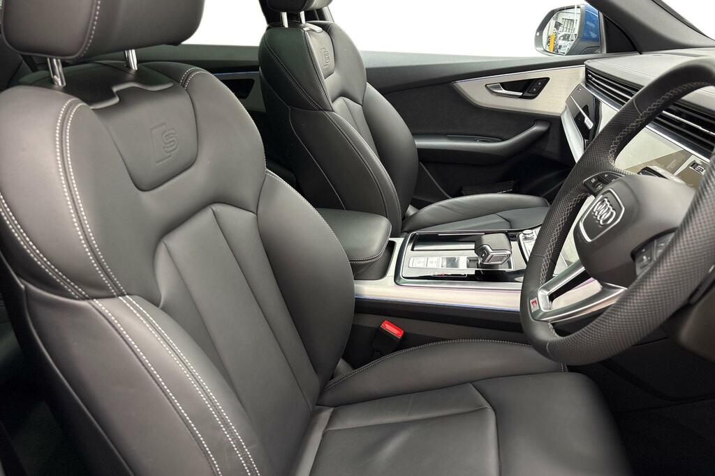 Audi Q8 2025 3.0 Tfsi V6 55 Black Edition Suv T Black #20