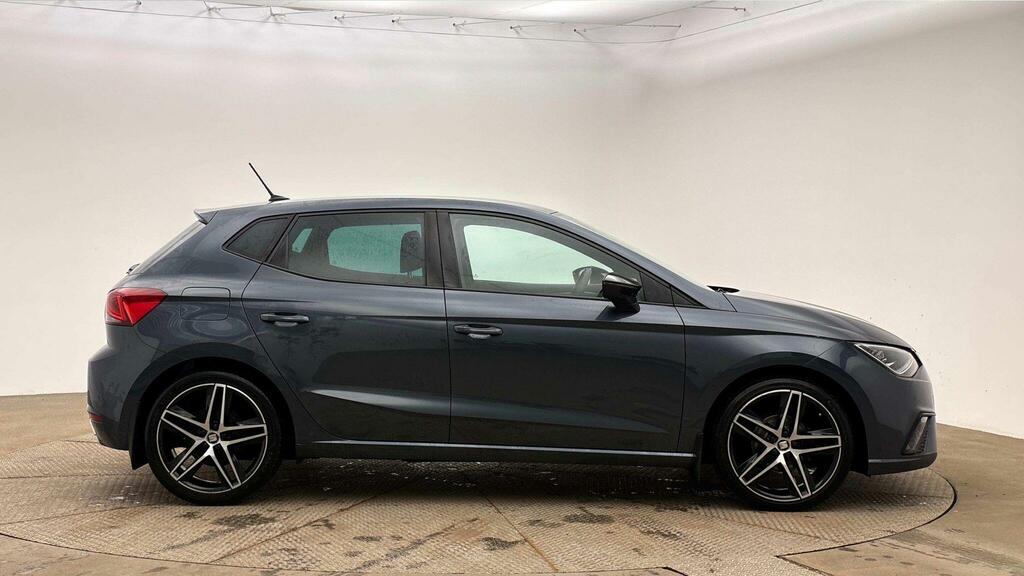 Seat Ibiza 1.0 Tsi 95 Fr Sport Ez Grey #4