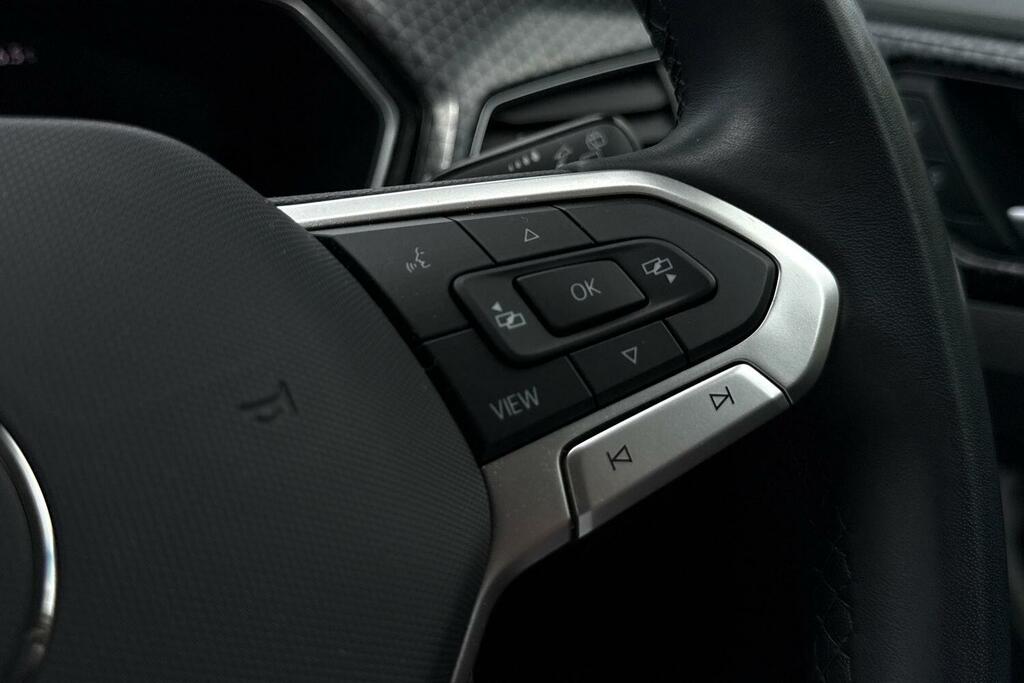 Volkswagen T-Cross R-line Grey #30