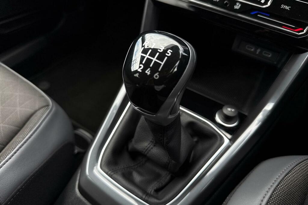 Volkswagen T-Cross R-line Grey #19