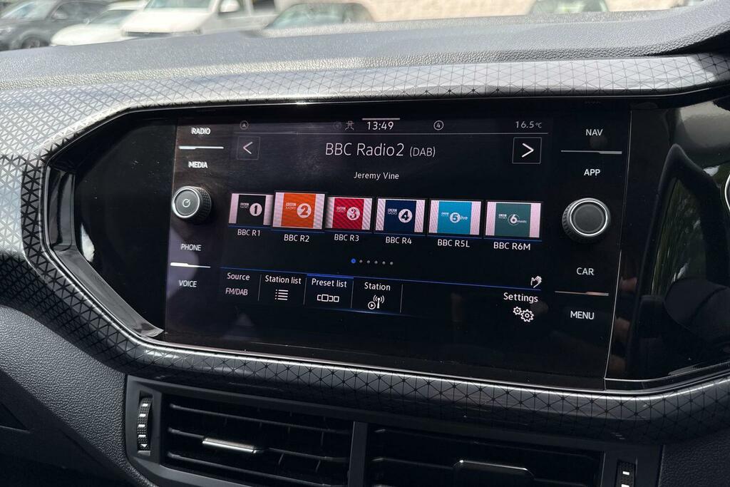 Volkswagen T-Cross R-line Grey #32