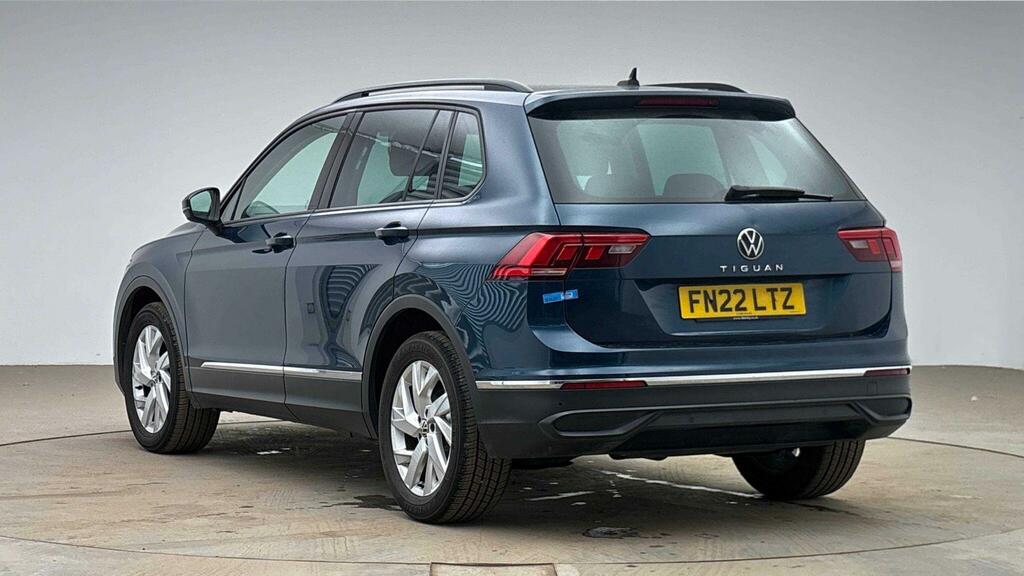Volkswagen Tiguan 1.5 Tsi 150 Elegance Dsg White #3
