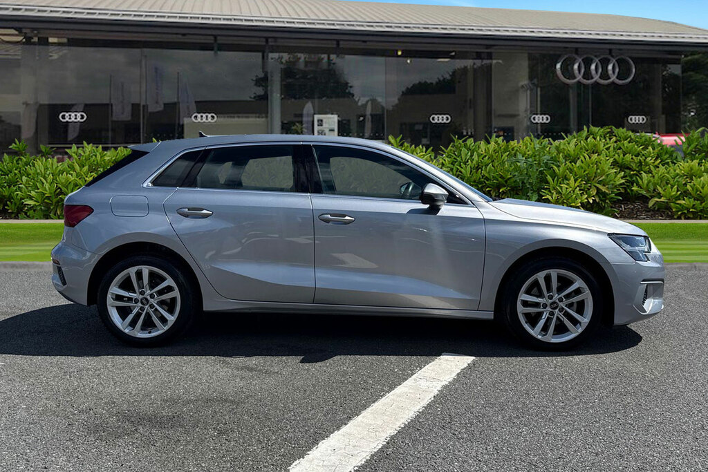 Audi A3 Sport 30 Tfsi 110 Ps 6-Speed Silver #3