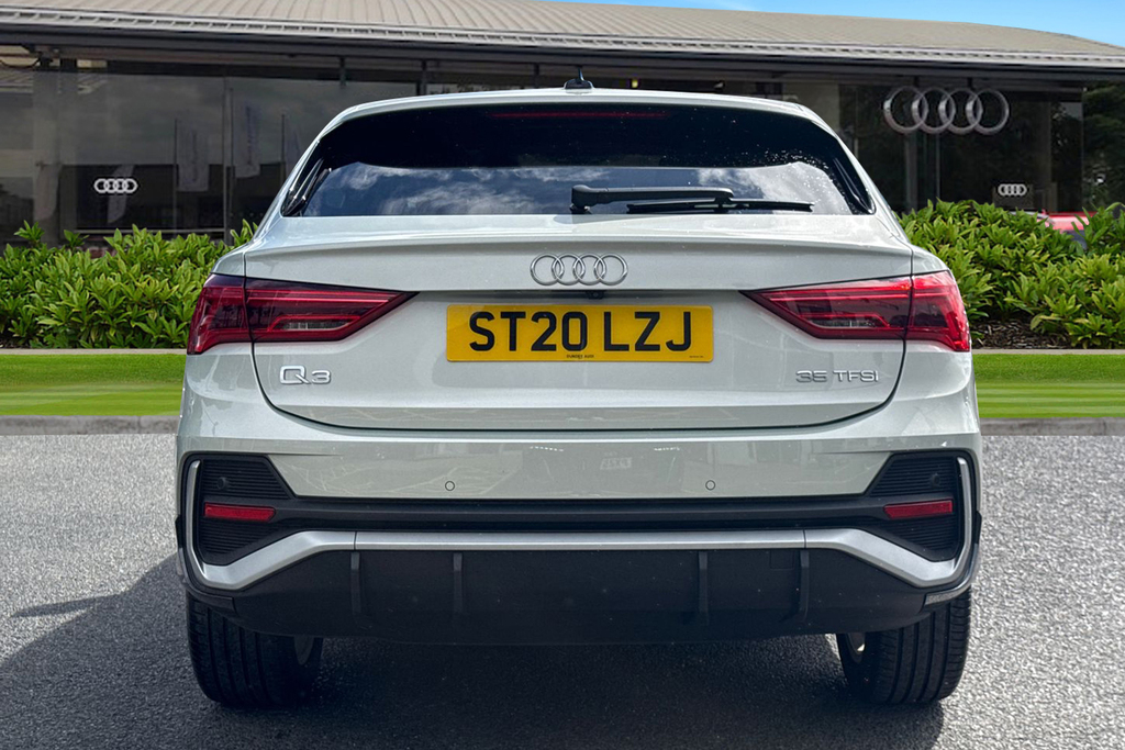 Audi Q3 S Line 35 Tfsi 150 Ps 6-Speed Silver #4