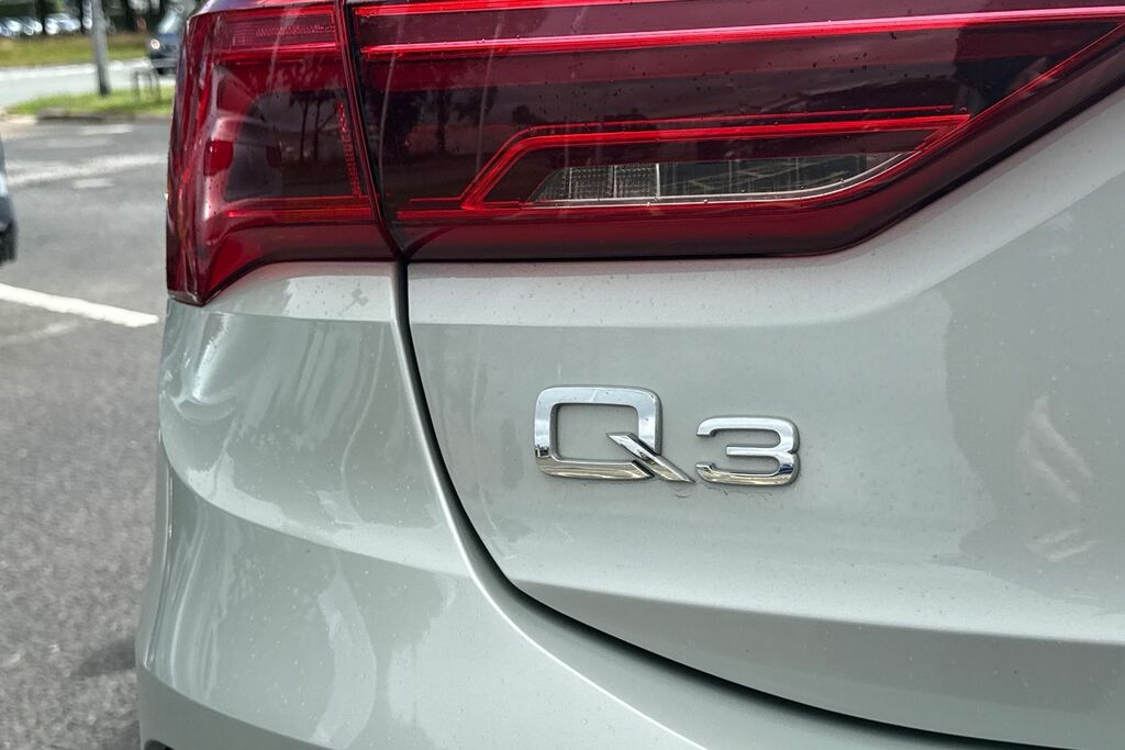 Audi Q3 Rs Q3 Sportback Tfsi Sport Edition Quattro S-a Black #30