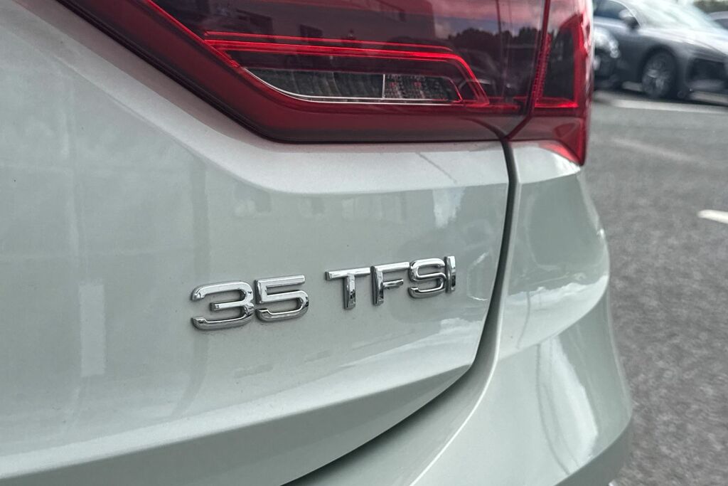 Audi Q3 Rs Q3 Sportback Tfsi Sport Edition Quattro S-a Black #33