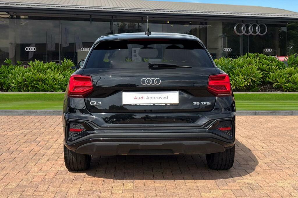 Audi Q2 Black Edition 35 Tfsi 150 Ps 6-Speed BU71YZD Black #4