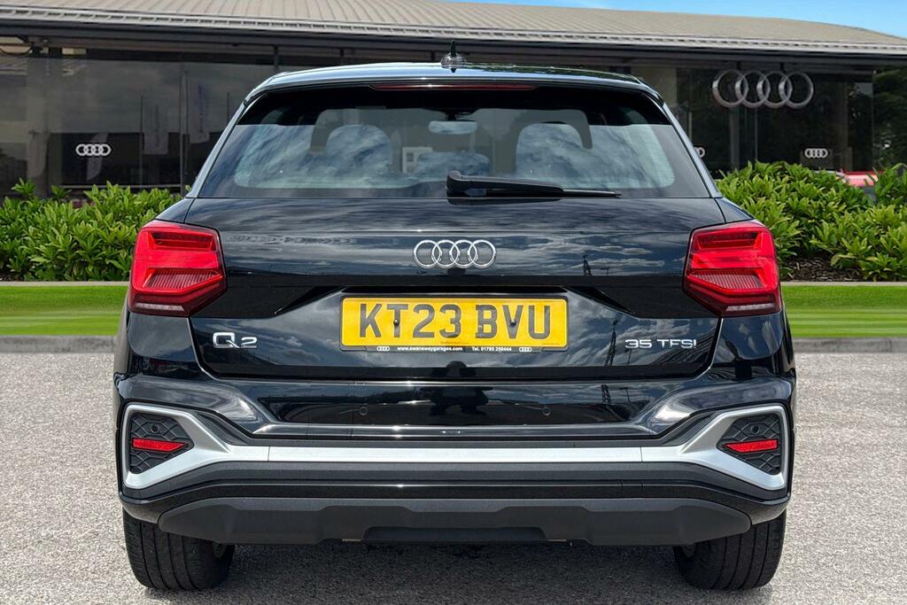 Audi Q2 S Line 35 Tfsi 150 Ps S Tronic KT23BVU Black #4