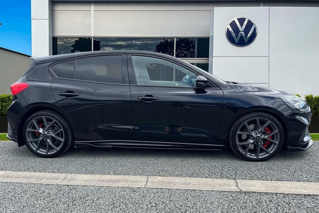 Ford Focus 2.3 Ecoboost St Black #3