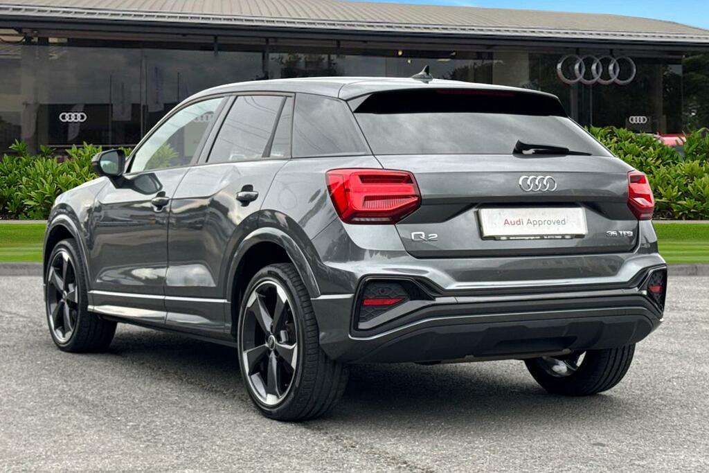 Audi Q2 Black Edition 35 Tfsi 150 Ps 6-Speed Grey #2