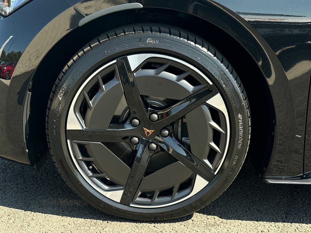 Cupra Born 170Kw E-boost V1 59Kwh KY75GWC Black #6