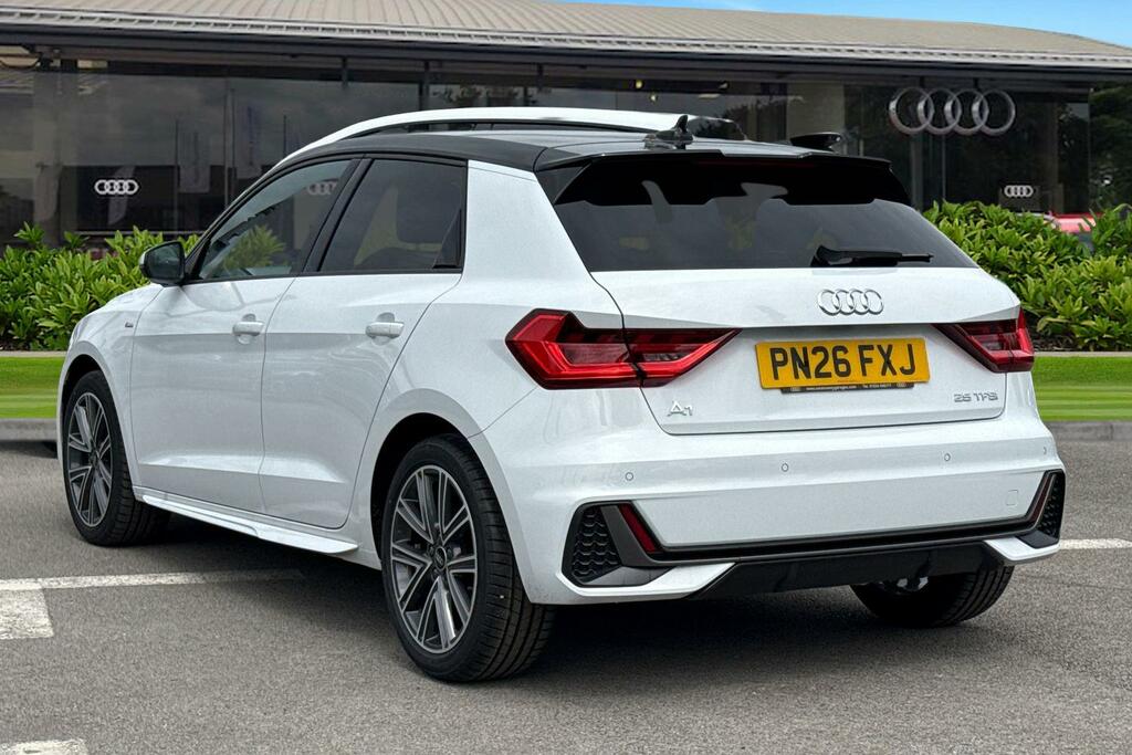 Audi A1 S Line 25 Tfsi 95 Ps 5-Speed PN26FXJ White #2