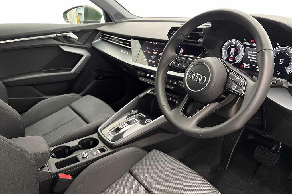 Audi A3 Sport 40 Tfsi E 204 Ps S Tronic Green #5