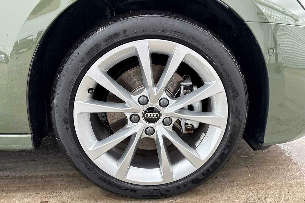 Audi A3 Sport 40 Tfsi E 204 Ps S Tronic Green #4