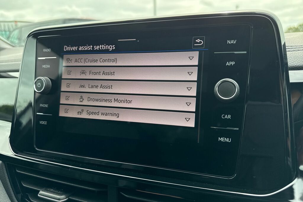 Volkswagen T-Roc Volkswagen T-roc Hatchback 1.5 Tsi Match Black #55