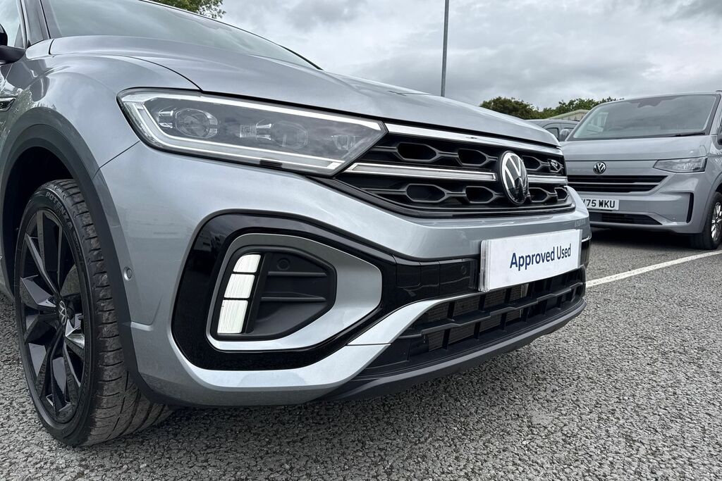 Volkswagen T-Roc Volkswagen T-roc Hatchback 1.5 Tsi Match Black #16