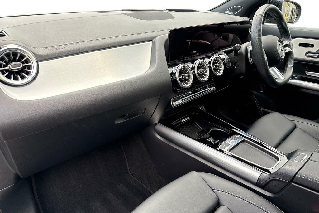 Mercedes-Benz EQA 250 140Kw Amg Line Premium 70.5Kwh 2025 Grey #8