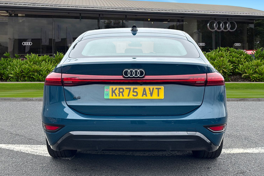 Audi A6 E-tron Sportback Sport E-tron 210,00 Kw Blue #4