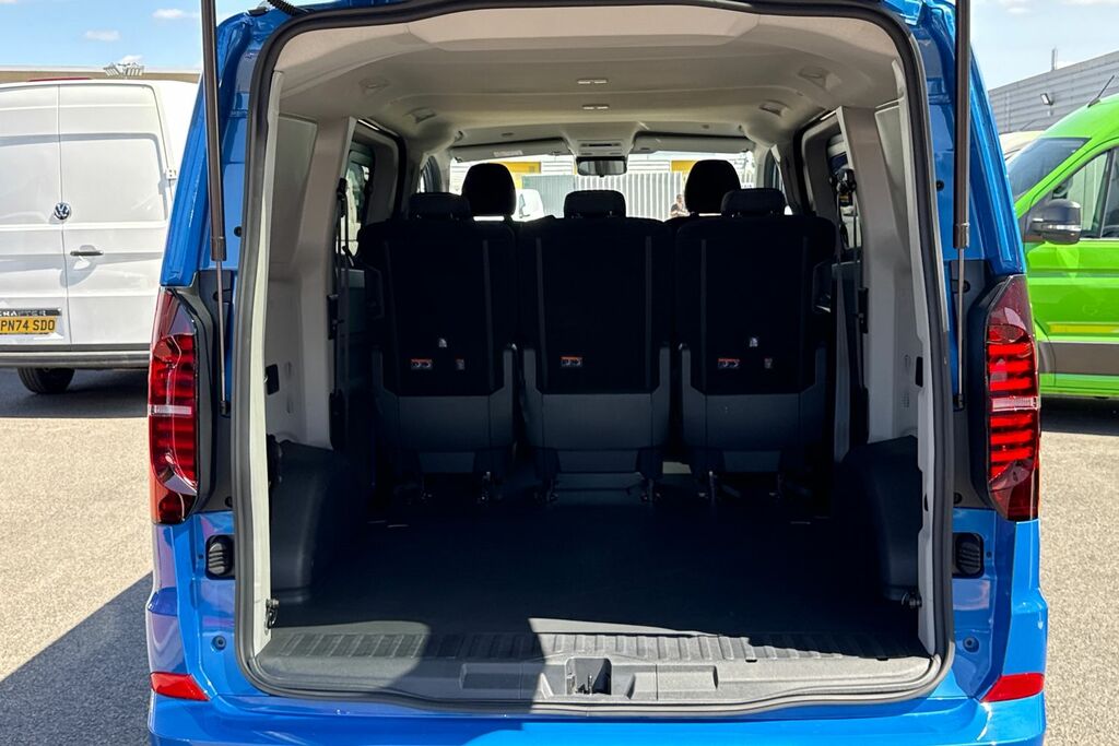 Volkswagen Transporter 2.0 Tdi 170 Commerce Pro Kombi Van Blue #6