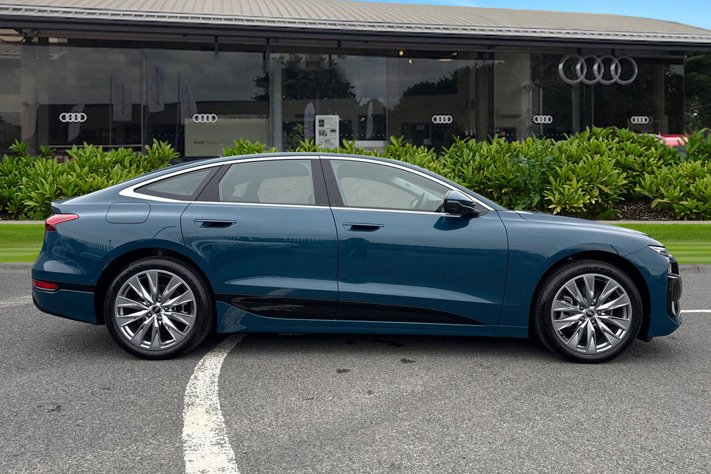 Audi A6 E-tron Sportback Sport E-tron 210,00 Kw Blue #3