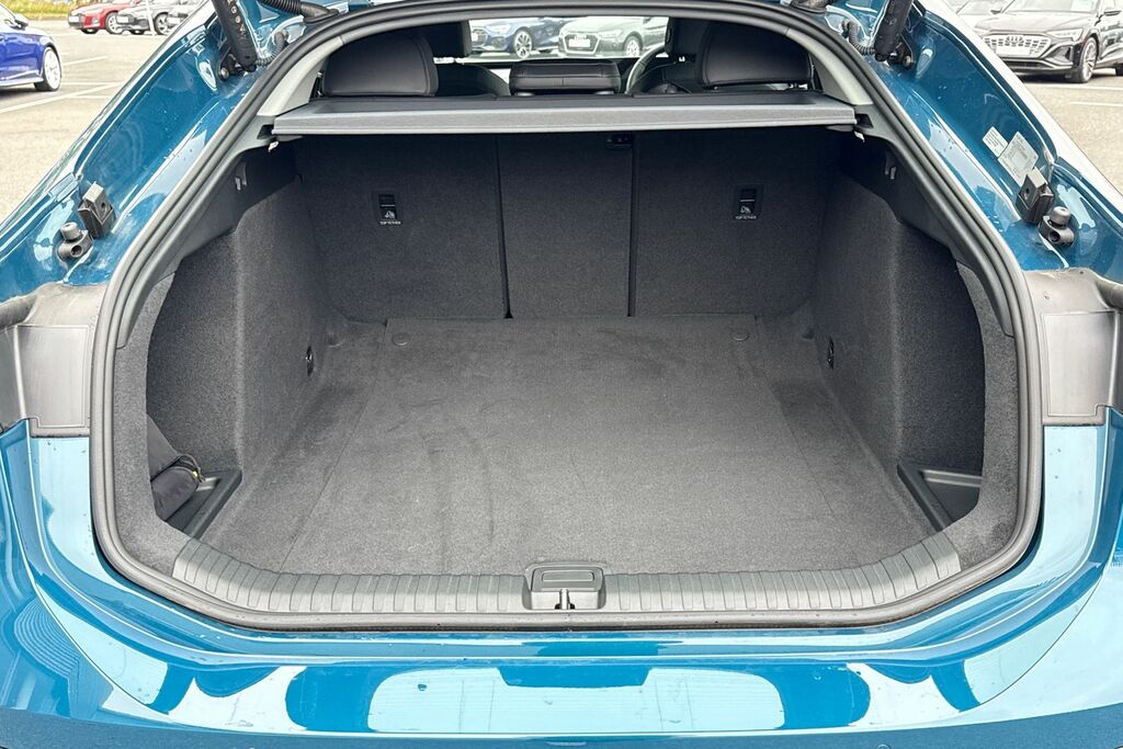 Audi A6 E-tron Sportback Sport E-tron 210,00 Kw Blue #6