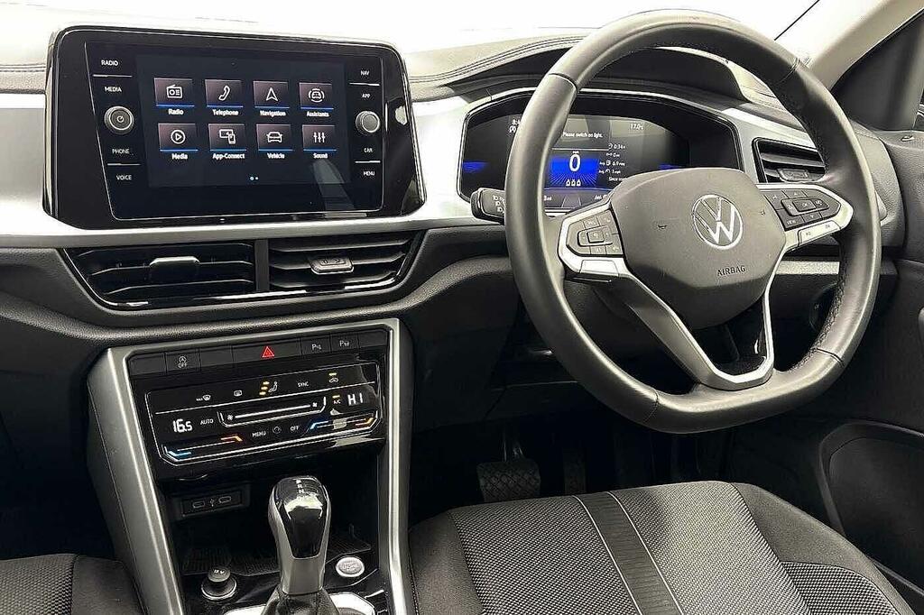Volkswagen T-Roc 1.5 Tsi Match Dsg Rear Tinted Glass , Keyless Black #2