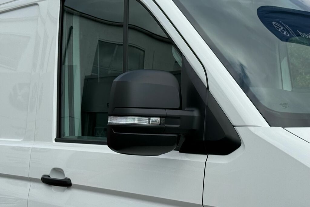 Volkswagen Crafter 2.0 Tdi 140Ps Trendline High Roof Van White #25
