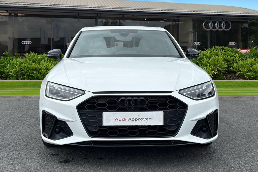Audi A4 Black Edition 35 Tdi 163 Ps S Tronic White #5