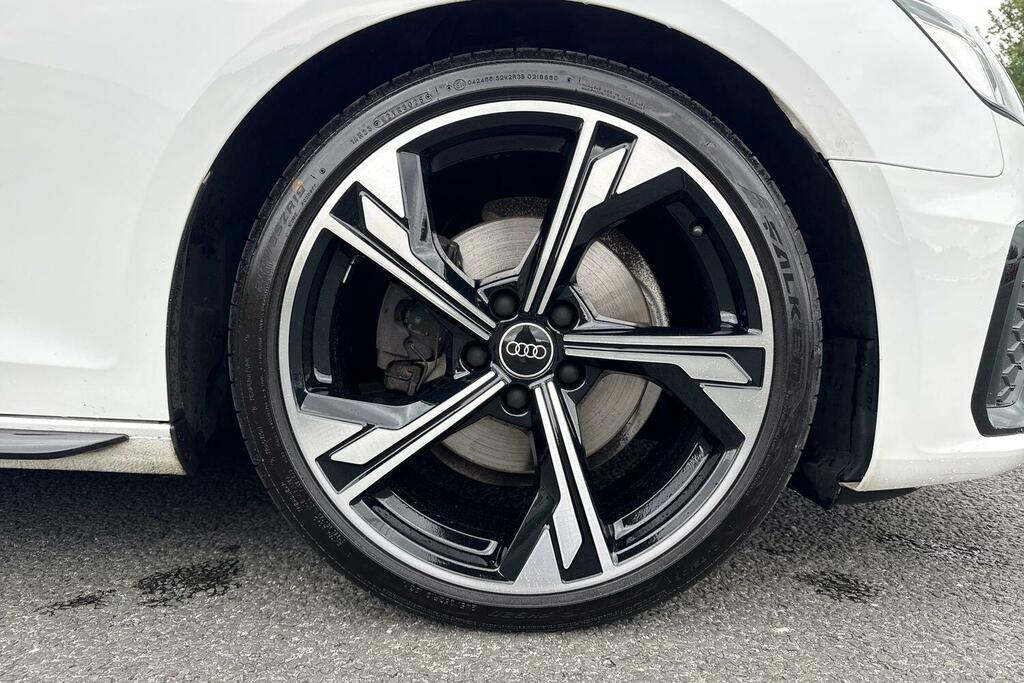 Audi A4 35 Tdi Black Edition S Tronic White #6