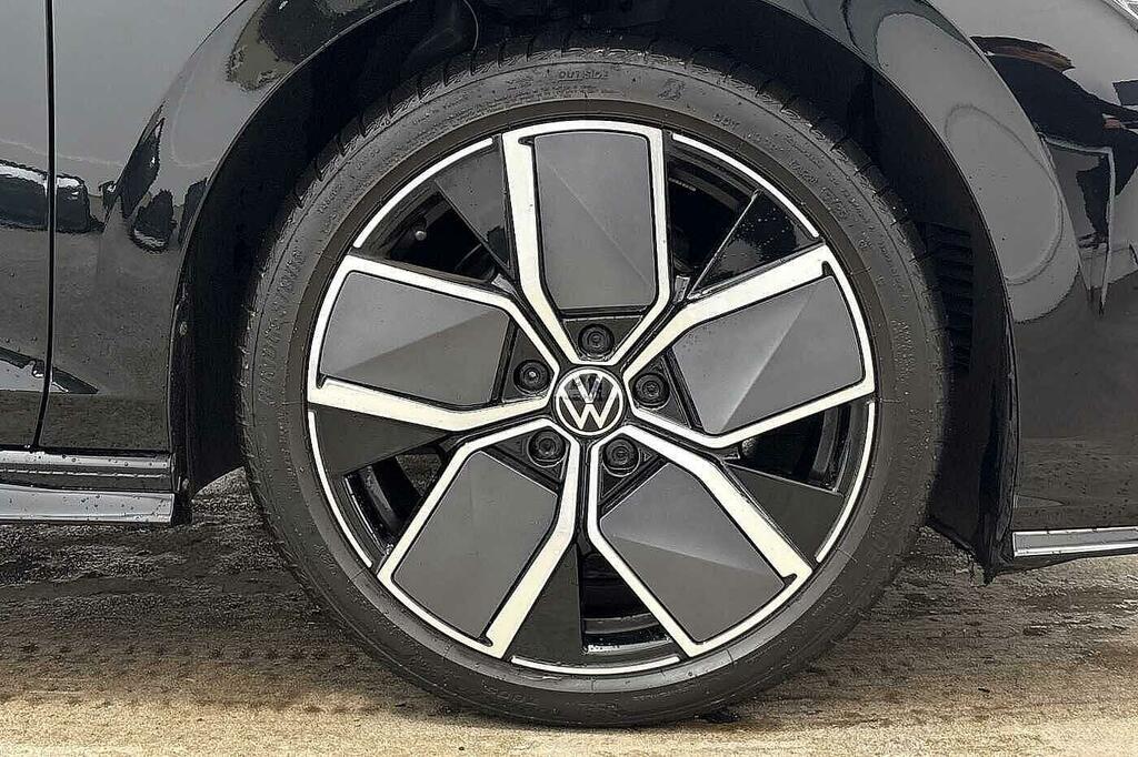 Volkswagen Golf 2.0 Tdi 150 Black Edition Dsg Black #5