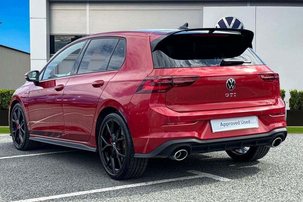 Volkswagen Golf 2.0 Tsi 300 Gti Clubsport Dsg Pan Roof, Dynam Red #2